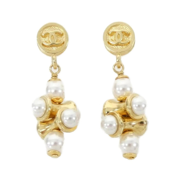CHANEL Jewelry - CHANEL White Earrings